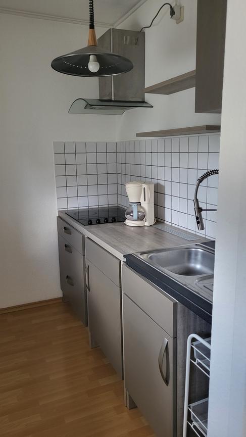 Bild 2 1-Zimmer-Wohnung zu vermieten mit Küche, Waschmaschine, großem Garten. Parkplatz