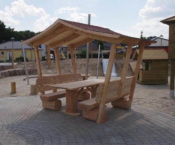 Bild 3 Sitzmöbel. Überdachte Gartenmöbel. Holzmöbel.