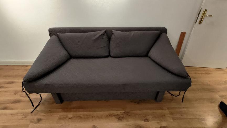 Bild 6 Zu verschenken: Praktisches Schlafsofa mit Stauraum