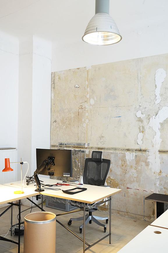 Bild 3 Arbeitsplätze_Coworking_Schreibtisch_Atelier_BüroRaum_Studio