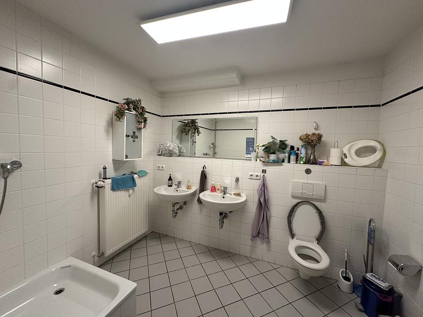 Bild 9 Nachmieter bzw. Zwischenmieter für ein günstiges zentrales Büro gesucht
