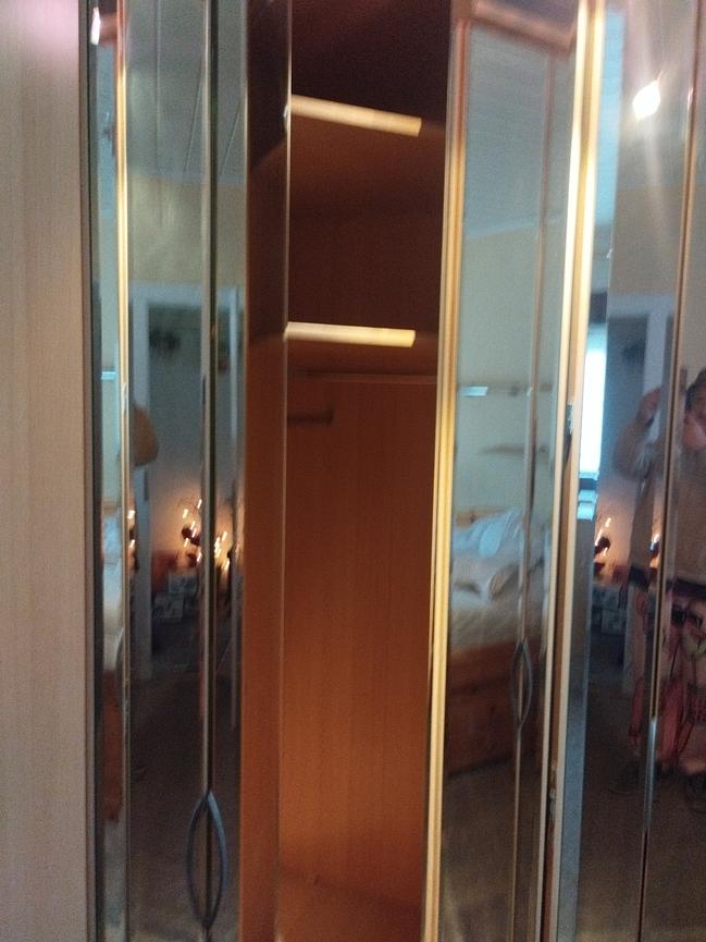 Bild 10 Gut erhaltene Schlafzimmer Einrichtung für 1200€ zu haben