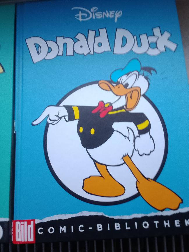 Bild 4 4 Comic Bücher  6 Euro