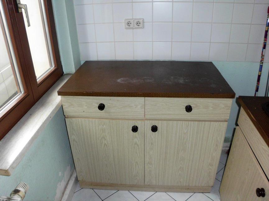 Bild 1 verschenke hier ein küchen unterschrank plus ein hängeschrank für