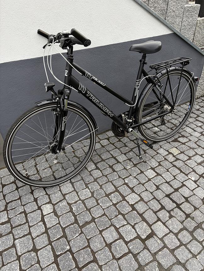 Bild 1 Damenfahrrad Triumph 28 Zoll 10 Gang Schaltung