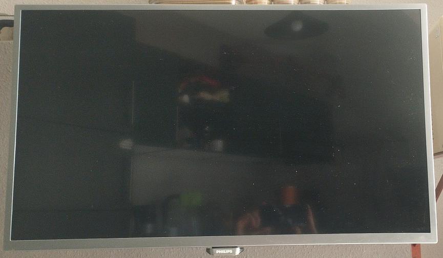 Bild 1 Fernseher Philips 32PFS6401/12 inkl. Wandhalterung - 40 €