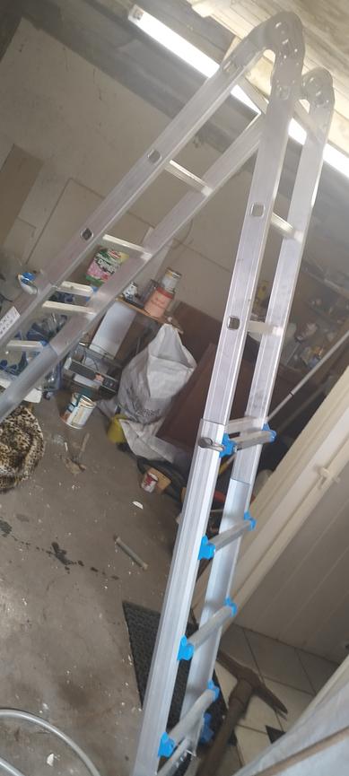 Bild 1 Flexible Bockleiter Höhenverstellbar für 50€ zu haben