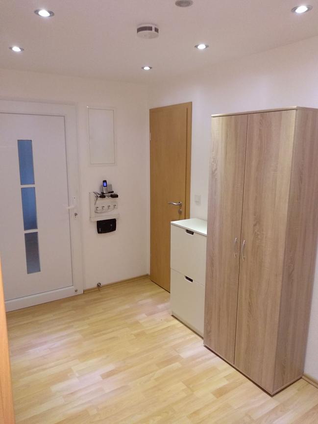 Bild 11 Zimmer in 4er WG Zentral Dachgeschoss WG-Zimmer 23 m² befristest / Probewohnen