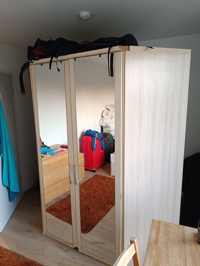 Bild 20 Ganze Haushaltswaren