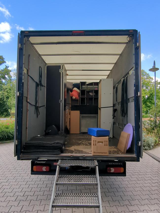 Bild 1 Umzugsservice, Umzugshelfer und Entrümpelungen