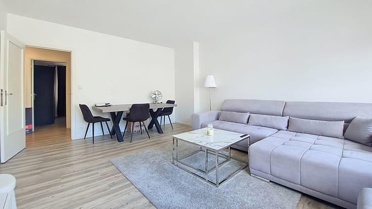 Bild 2 2-Zimmer-Wohnung mit einem Schlafzimmer und Arbeitszimmer/Garage in Berlin