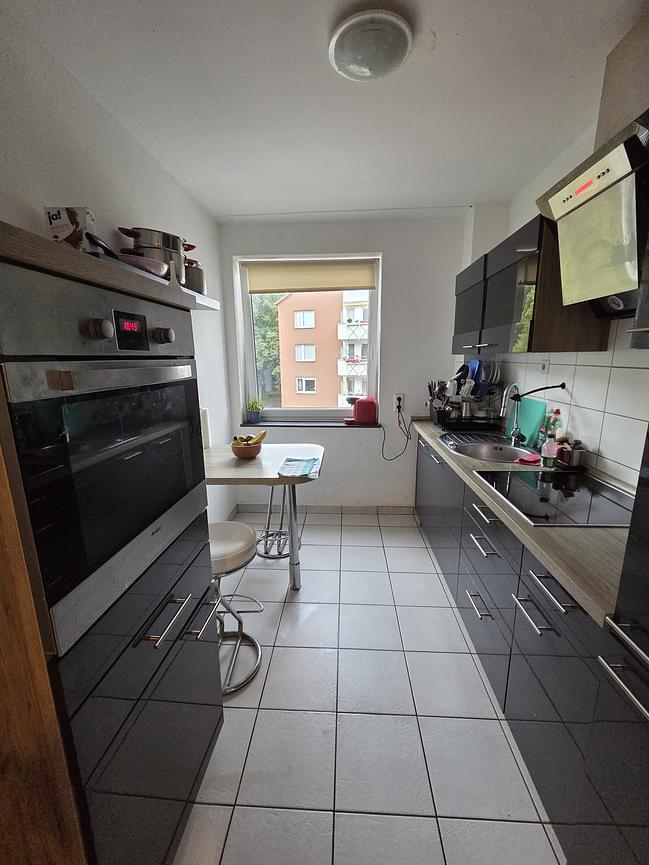 Bild 10 Großzügiges 24 m² WG-Zimmer mit Balkonzugang in Laatzen