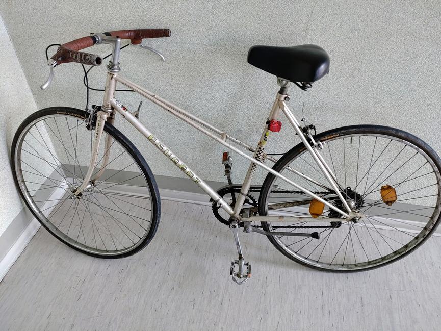Bild 1 Ab 1.3.25*Dam.Sportrad Peugot 28"+3 weitere gute gebrauchte Fahrräder abzugeben.