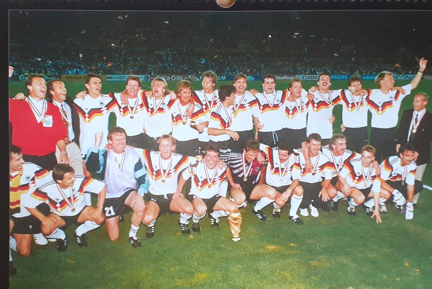 Bild 3 Fußballkalender