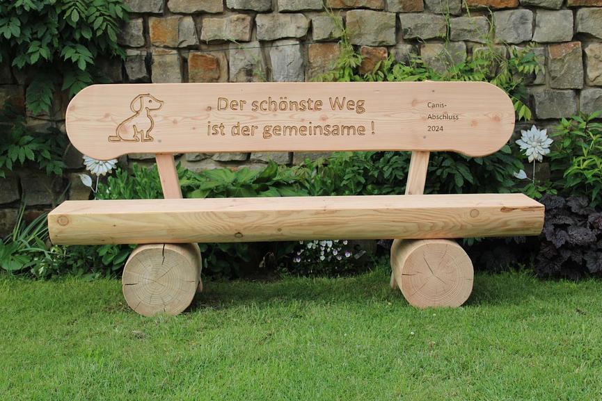 Bild 11 Gartenbank aus Holz mit Gravur. Hochzeitsgeschenk. Ostern Geschenk.