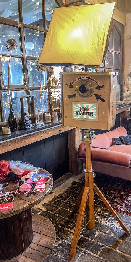 Bild 1 Schöne Retro Fotobox + für Euer Event + Accessoires und auch Drucker