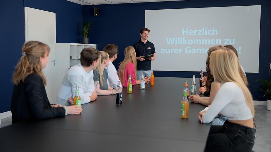 Bild 1 Werkstudentenjob Moderator*in (m/w/d)