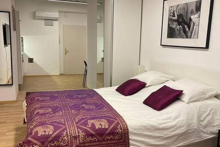 Bild 2 Hier biete ich eine 1,5 Zimmer Wohnung für Studenten an!