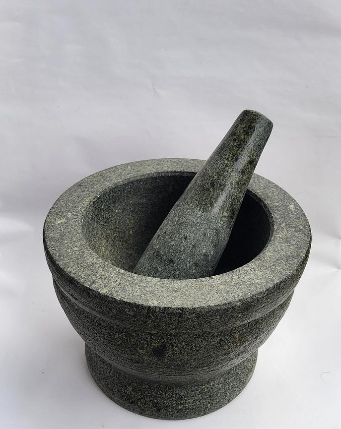Bild 1 Mörser für Gewürze, aus Granit