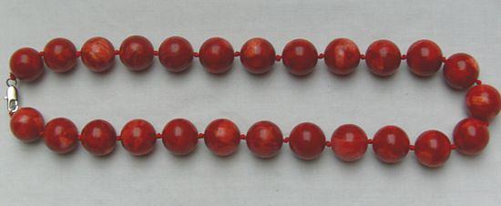 Bild 2 Korallenkette im eleganten klassischen Design