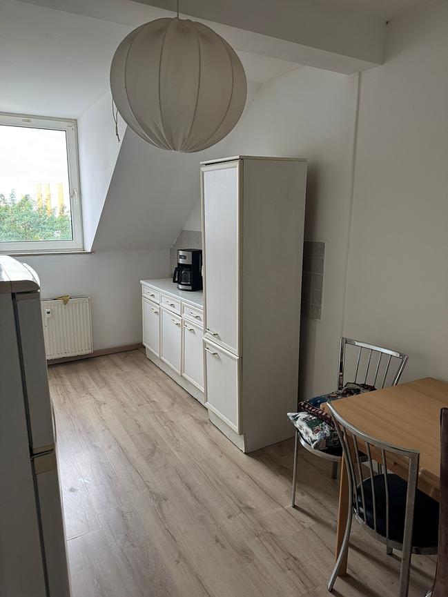 Bild 1 2 Zimmer/Dachgeschosswohnung Leipzig Zentrum West teilmöbliert sofort beziehbar