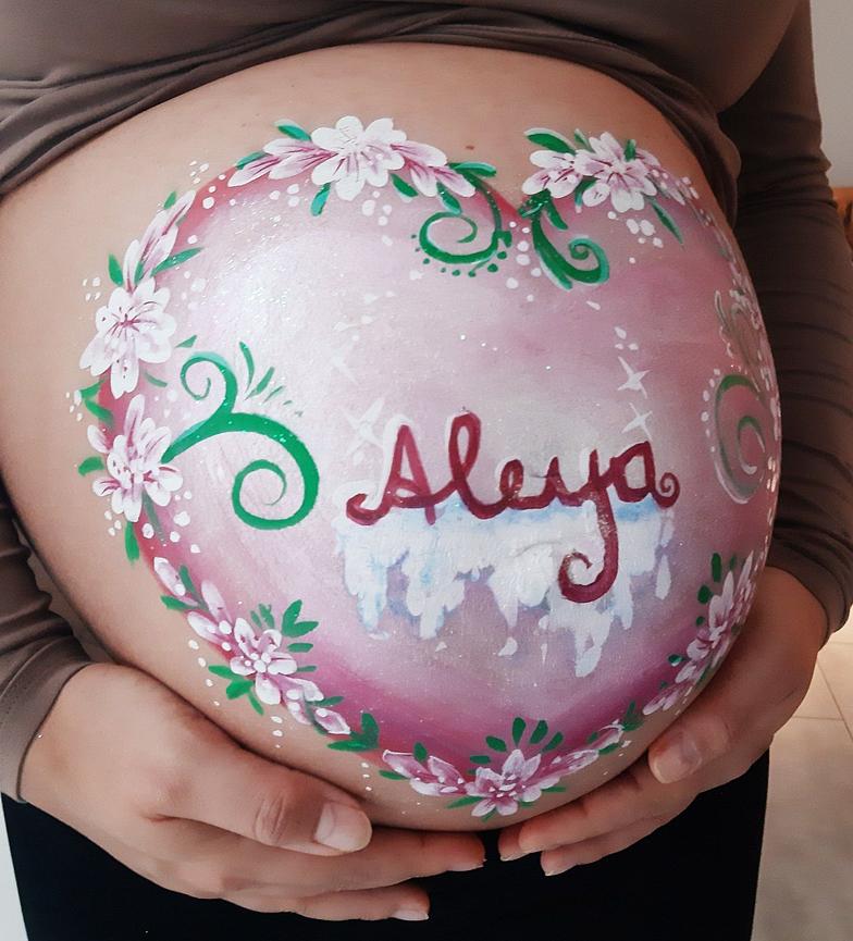 Bild 4 Babybauchbemalung Bellypainting Schwanger Baby-Bauch-Party in Berlin