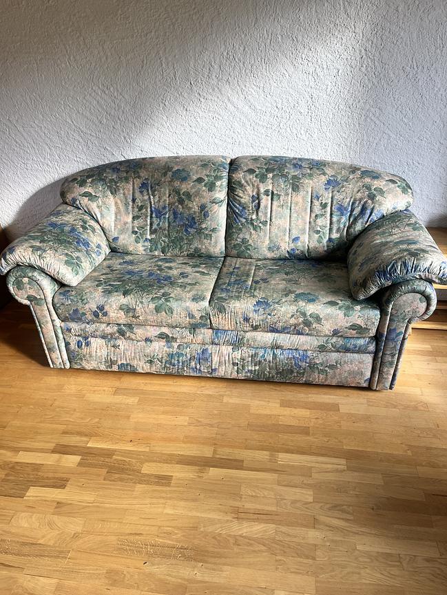 Bild 1 Schlafsofa kaum genutzt