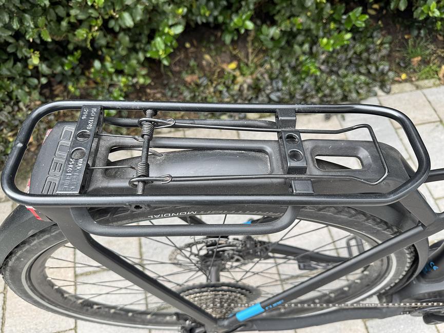 Bild 4 Cube Kathmandu Hybrid EXC 500 black ́n ́blue 2019