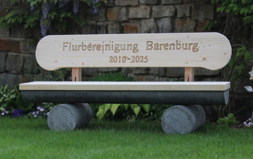 Bild 13 Holzbank mit Gravur. Jubiläumsgeschenk. Hochzeitsgeschenk. Krongartmöbel.