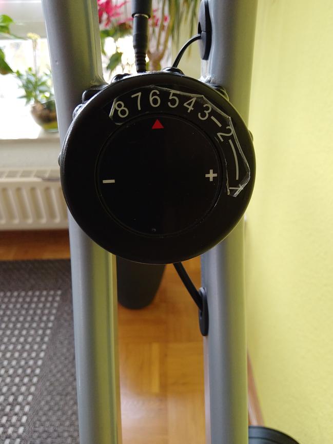 Bild 1 Fahrrad Heimtrainer