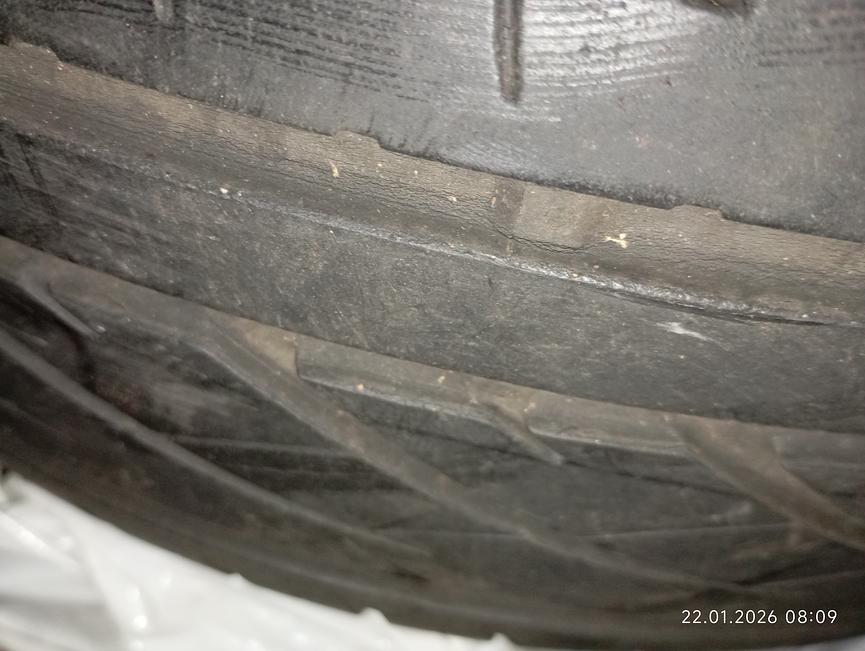 Bild 3 Zu verschenken Sommerreifen Continental PremiumContact 205/55 R16 91H