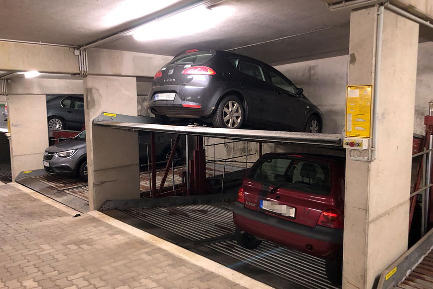 Bild 1 Tiefgaragen-Stellplatz zu vermieten – Duplex oben // 04277 Leipzig