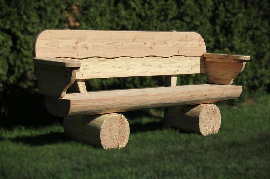 Bild 2 Gartenbank mit Armlehnen. Sitzbank. Rentners Geschenk.