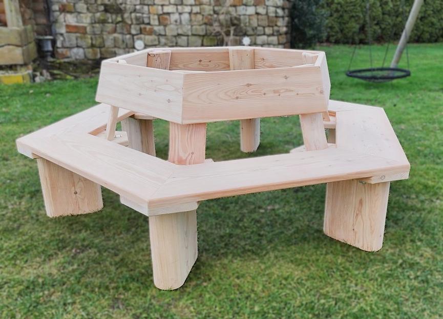 Bild 1 Baumbank. Krongartmöbel. Holzmöbel. Gartenbank.