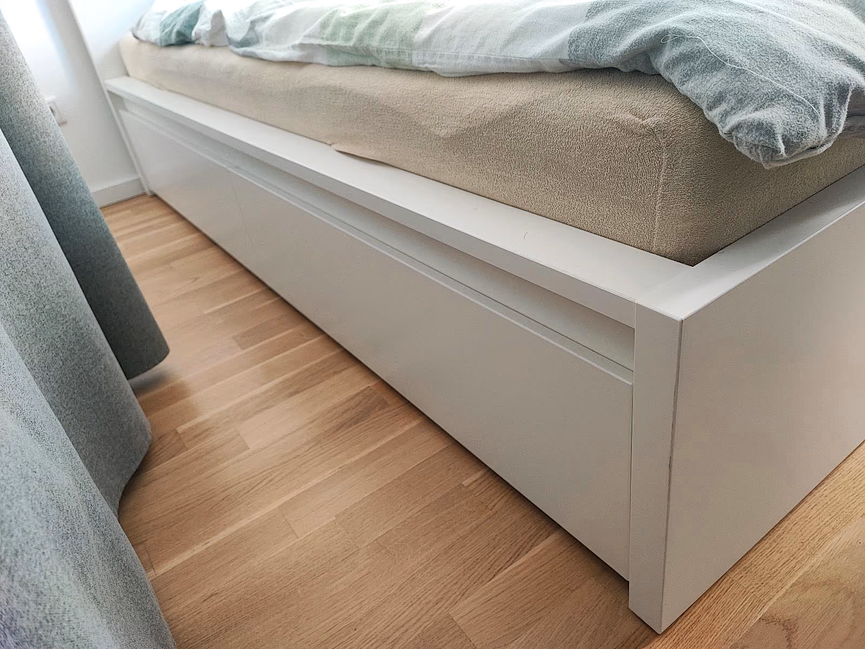 Bild 6 Ikea Malm Bettgestell180cm x 200cm Lattenroste mit 4 Schubladen 175 € VB