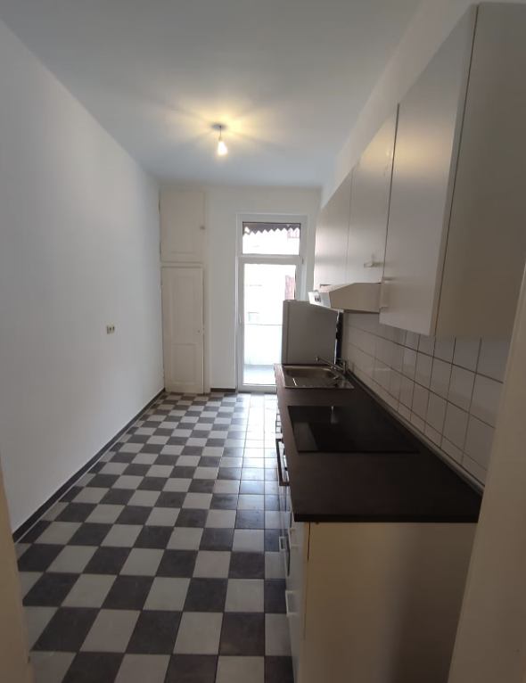 Bild 5 Neugründung 3er WG - Altbau Cichoriusstr. 4