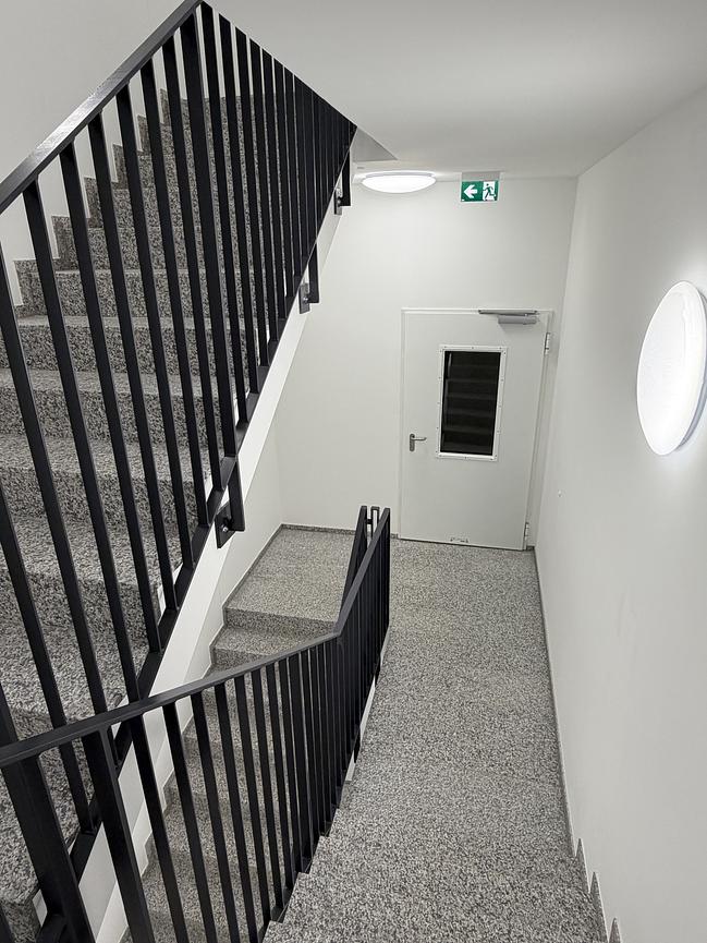 Bild 6 Mieter gesucht - Modernes Studio @ Wedding: Erstbezug, möbliert & Balkon