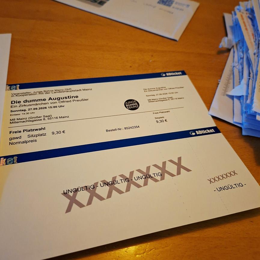 Bild 1 Die dumme Augustine Ein Zaubermärchen von Otfried Preußler