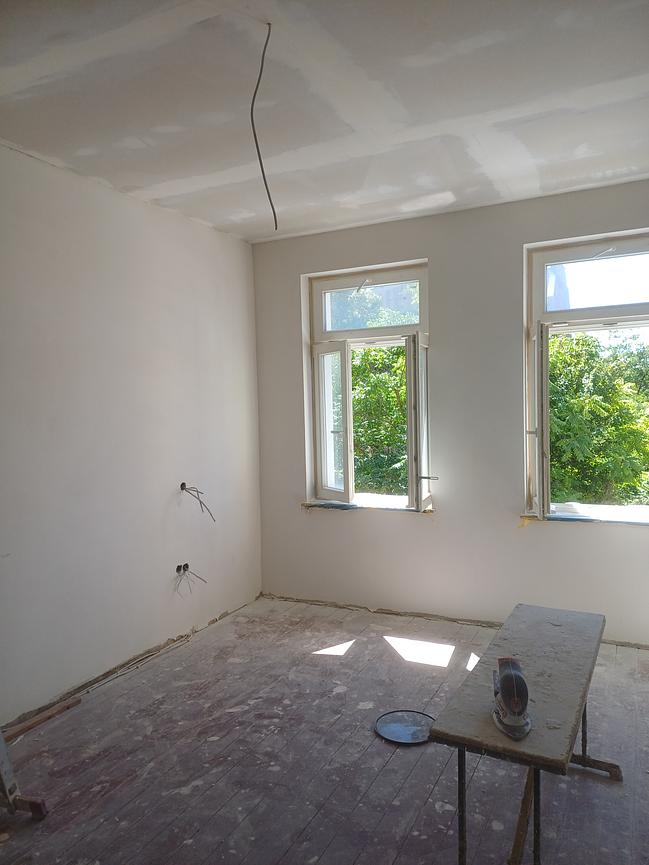 Bild 12 Trockenbau spachteln bodenleger