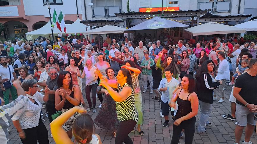 Bild 5 Italienische deutsch Live Musik Band für Hochzeiten