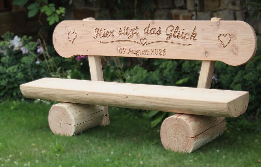 Bild 11 Sitzmöbel. Überdachte Gartenmöbel. Holzmöbel.