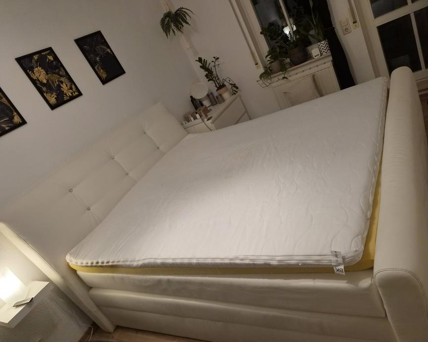 Bild 1 Boxspringbett zu verschenken