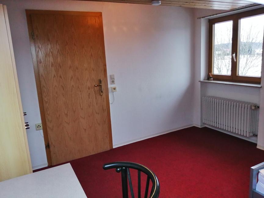 Bild 4 Schönes WG -  Zimmer
