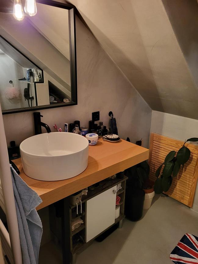 Bild 3 Modern 2-Zimmer Mobilierte DG-Wohnung mit Balkon und EBK