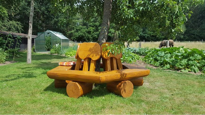 Bild 16 Gartenbank aus Lärche mit Gravur. Rentners Geschenk. Jubiläums Geschenk.