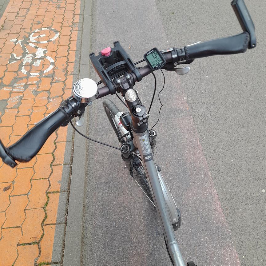 Bild 3 KTM Rad 28" verkaufen, 27er Kettenschaltung