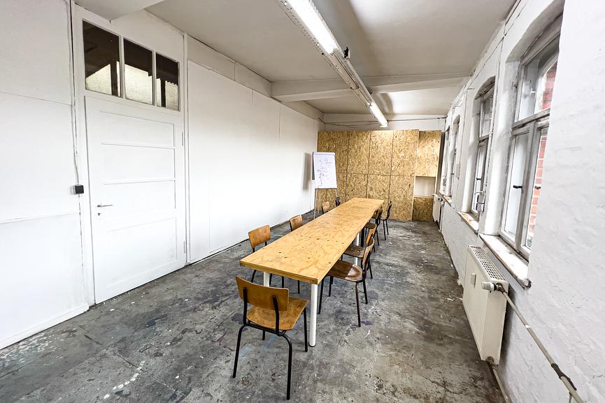 Bild 4 Atelier Workshop Raum Arbeitsplatz