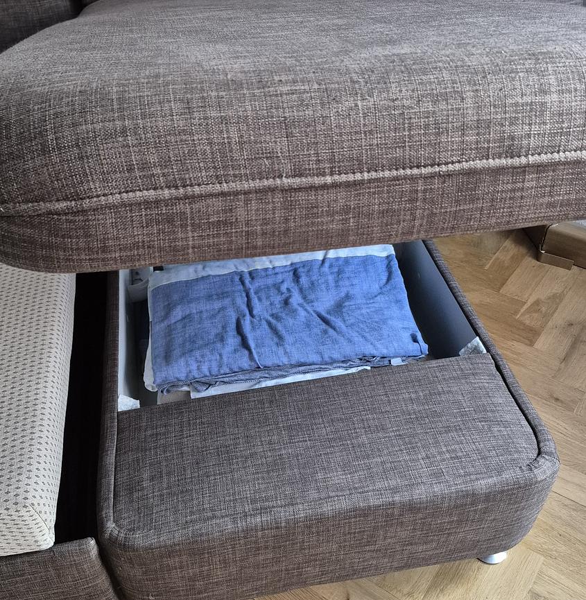 Bild 2 Ecksofa mit Schlaffunktion und Bettkaste