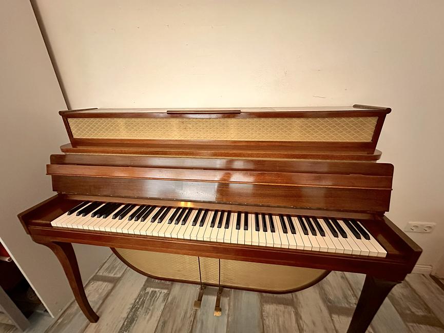 Bild 2 Steinberg Klavier Baujahr Mitte 50er zu verkaufen