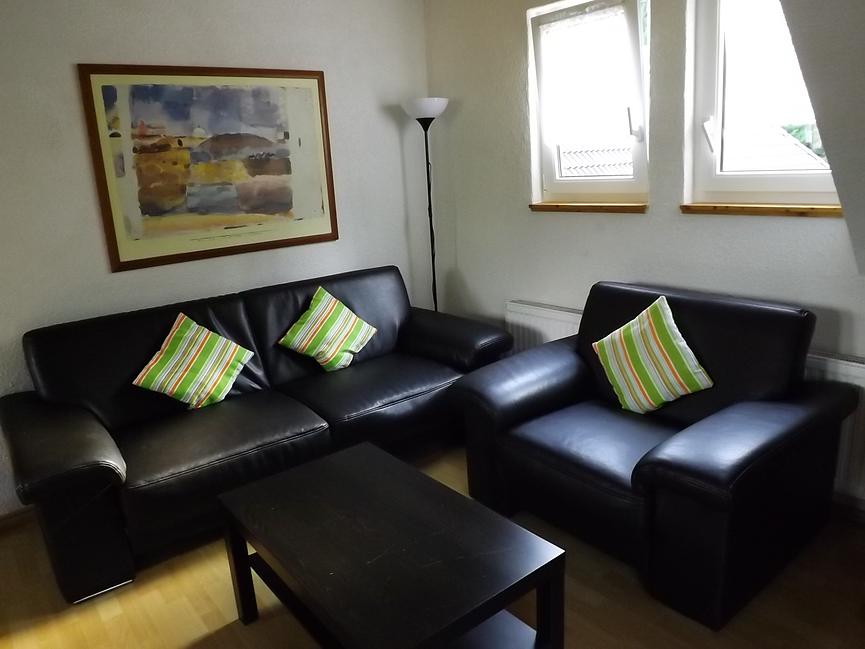 Bild 2 4-Zimmerwohnung mit Balkon auf Zeit